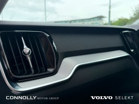 2025 Volvo V60 - photo 22