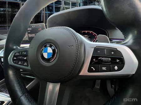 2020 BMW 5-Series - photo 20