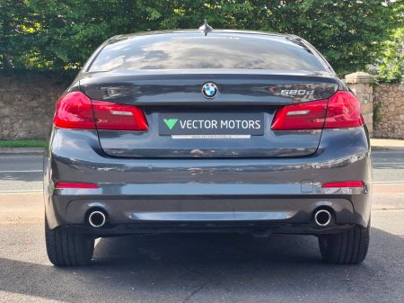 2020 BMW 5-Series - photo 8