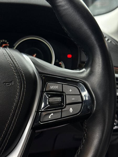 2018 BMW 5-Series - photo 14