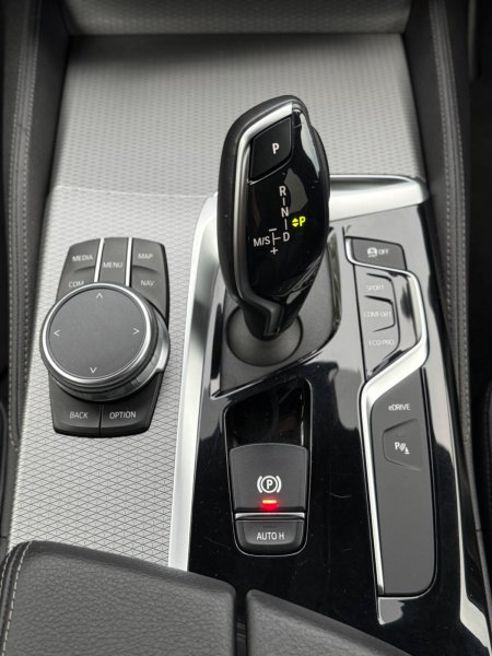 2019 BMW 5-Series - photo 32