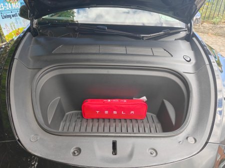 2024 Tesla Model Y - photo 5