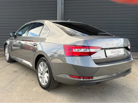 2023 Skoda Superb - photo 5