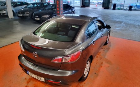 2010 Mazda Mazda3 - photo 2