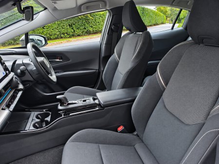 2023 Toyota Prius - photo 17