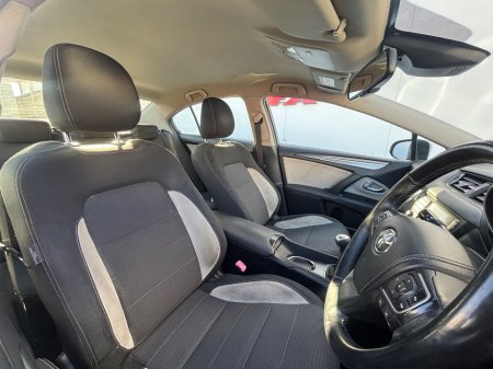 2015 Toyota Avensis - photo 15