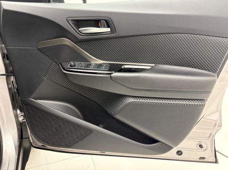 2019 Toyota C-HR - photo 30