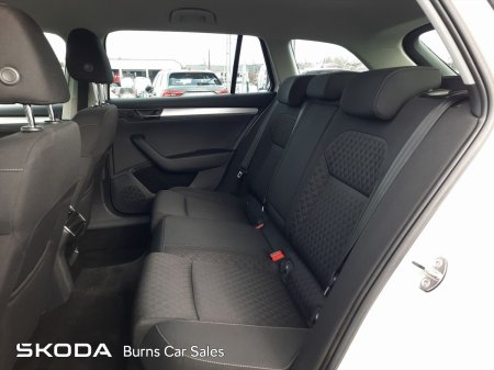 2021 Skoda Superb - photo 7