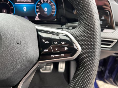2022 Volkswagen Golf - photo 24