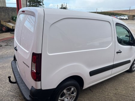 2015 Peugeot Partner - photo 2