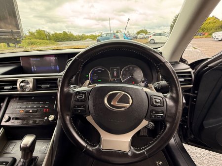 2018 Lexus IS - photo 14