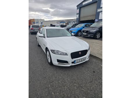 2017 Jaguar XF - photo 6