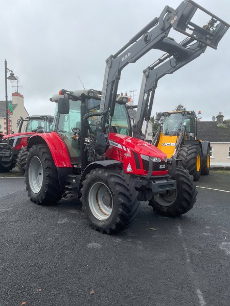 2014 Massey Ferguson MF 5612 - photo 3