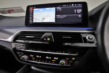 2023 BMW 5-Series - photo 22