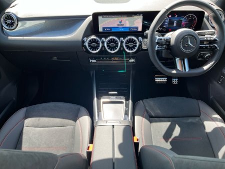 2026 Mercedes-Benz GLA - photo 2