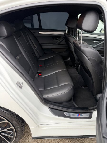 2016 BMW 5-Series - photo 16