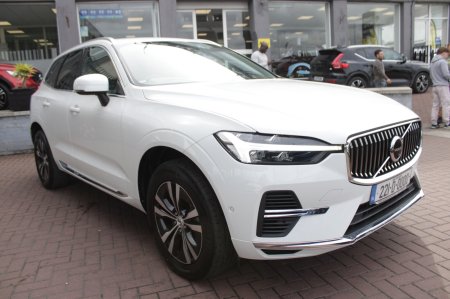 2022 Volvo XC60 - photo 2