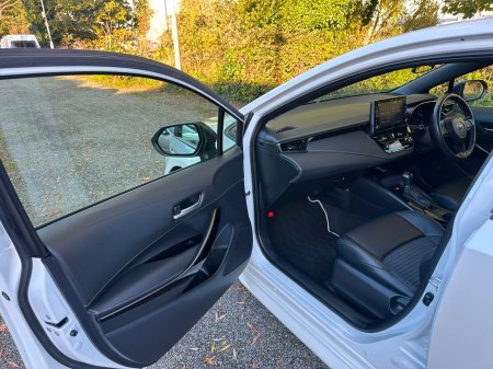 2020 Toyota Corolla - photo 17