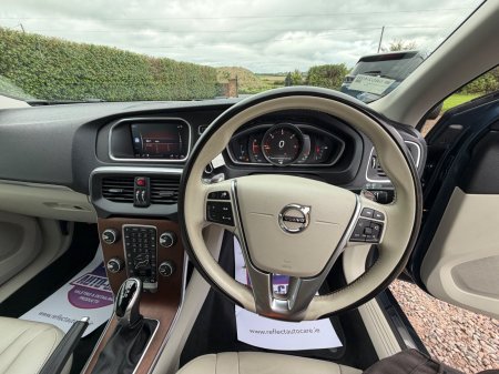 2019 Volvo V40 - photo 14