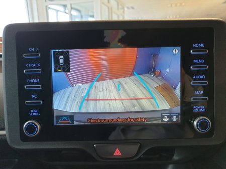 2022 Toyota Yaris - photo 16