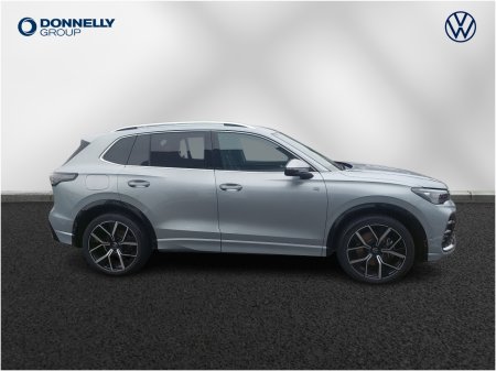 2024 Volkswagen Tiguan - photo 4