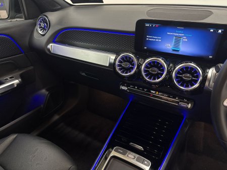 2026 Mercedes-Benz EQB - photo 17