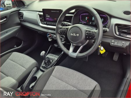 2025 Kia Stonic - photo 2