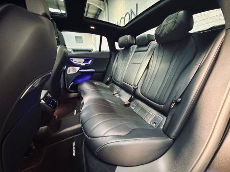 2025 Mercedes-Benz EQE - photo 12