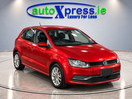 2015 Volkswagen Polo 1.2 TSI Lounge, Low Mileage, Reversing camera