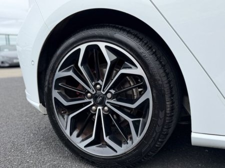 2020 Ford Focus - photo 6