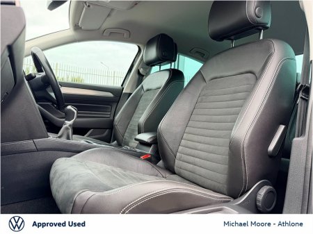 2022 Volkswagen Passat - photo 3