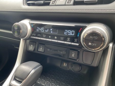 2023 Toyota RAV4 - photo 13
