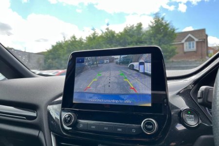 2020 Ford Fiesta - photo 28