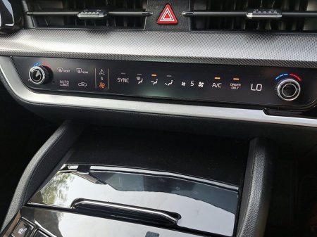 2024 Kia Sportage - photo 26