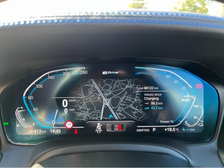 2022 BMW 3-Series - photo 23