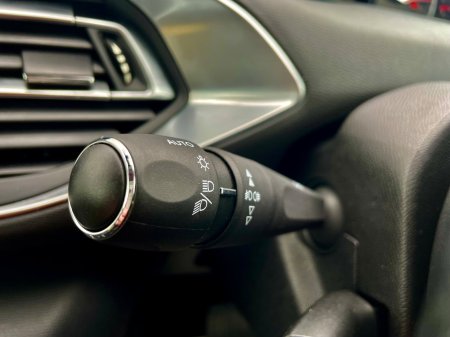 2018 Peugeot 308 - photo 30