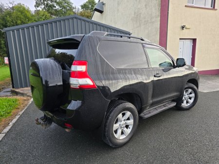 2015 Toyota Land Cruiser - photo 5