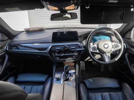 2018 BMW 5-Series - photo 9