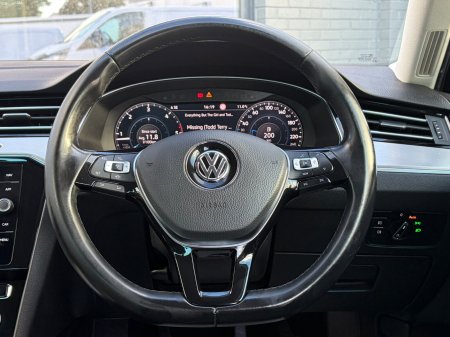 2020 Volkswagen Passat - photo 14