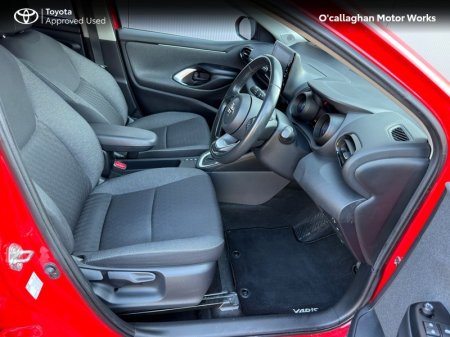 2022 Toyota Yaris - photo 7