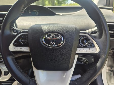 2017 Toyota Prius - photo 13