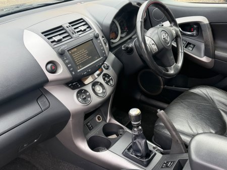 2006 Toyota RAV4 - photo 16