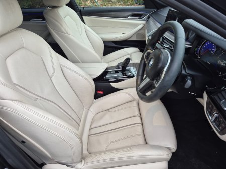 2017 BMW 5-Series - photo 13