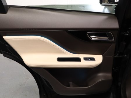 2019 Jaguar F-Pace - photo 35