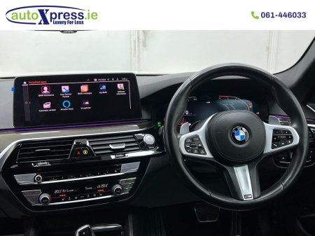 2021 BMW 5-Series - photo 18
