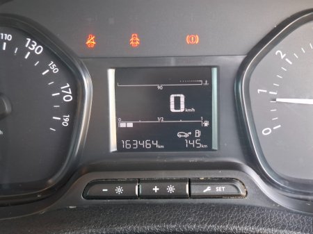2021 Peugeot Expert - photo 13