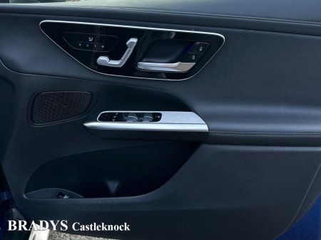 2025 Mercedes-Benz GLC - photo 18