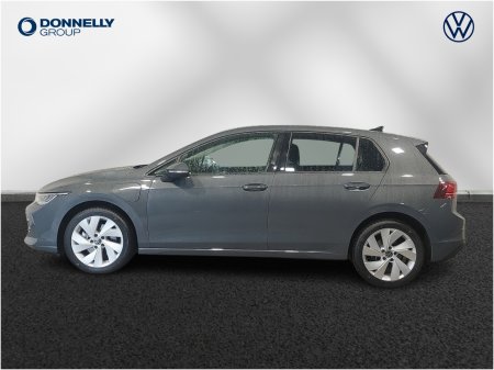 2025 Volkswagen Golf - photo 15