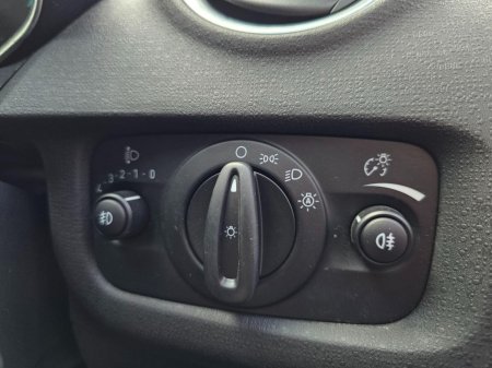 2015 Ford Fiesta - photo 16