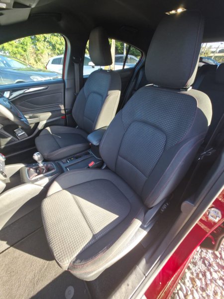 2020 Ford Focus - photo 12